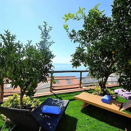 Sleeps 6 Pool Air Con Wifi Casa vacanze Praiano
