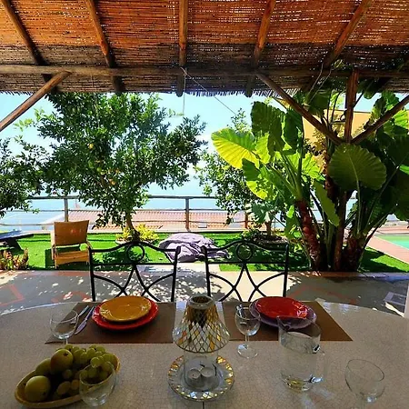 Sleeps 6 Pool Air Con Wifi Casa vacanze