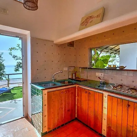 Sleeps 6 Pool Air Con Wifi * Praiano